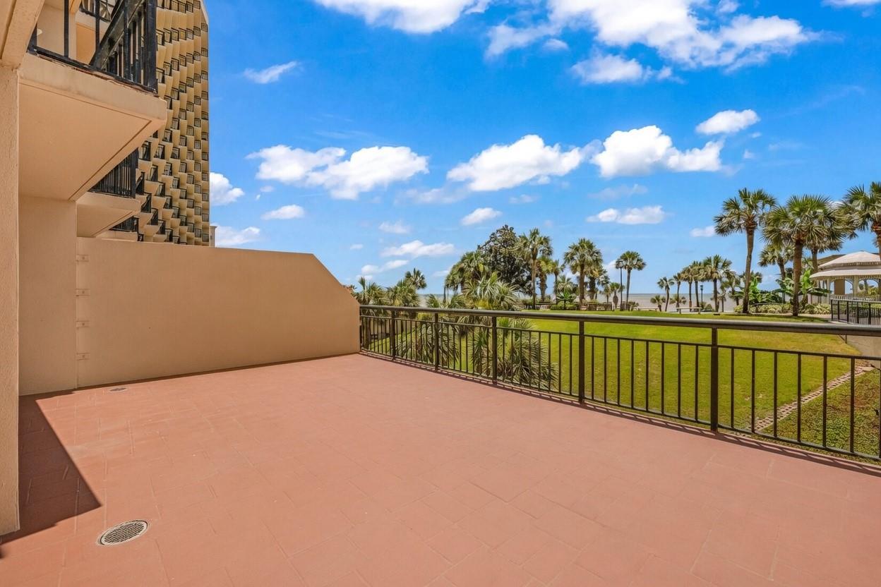5220 Seawall Boulevard # 331