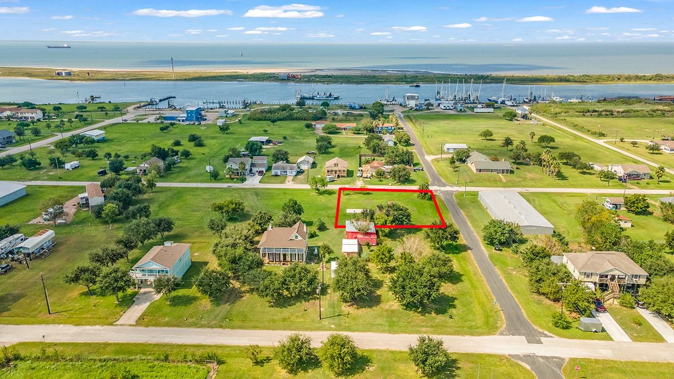 Lot 13 Overton Avenue And 9th Street