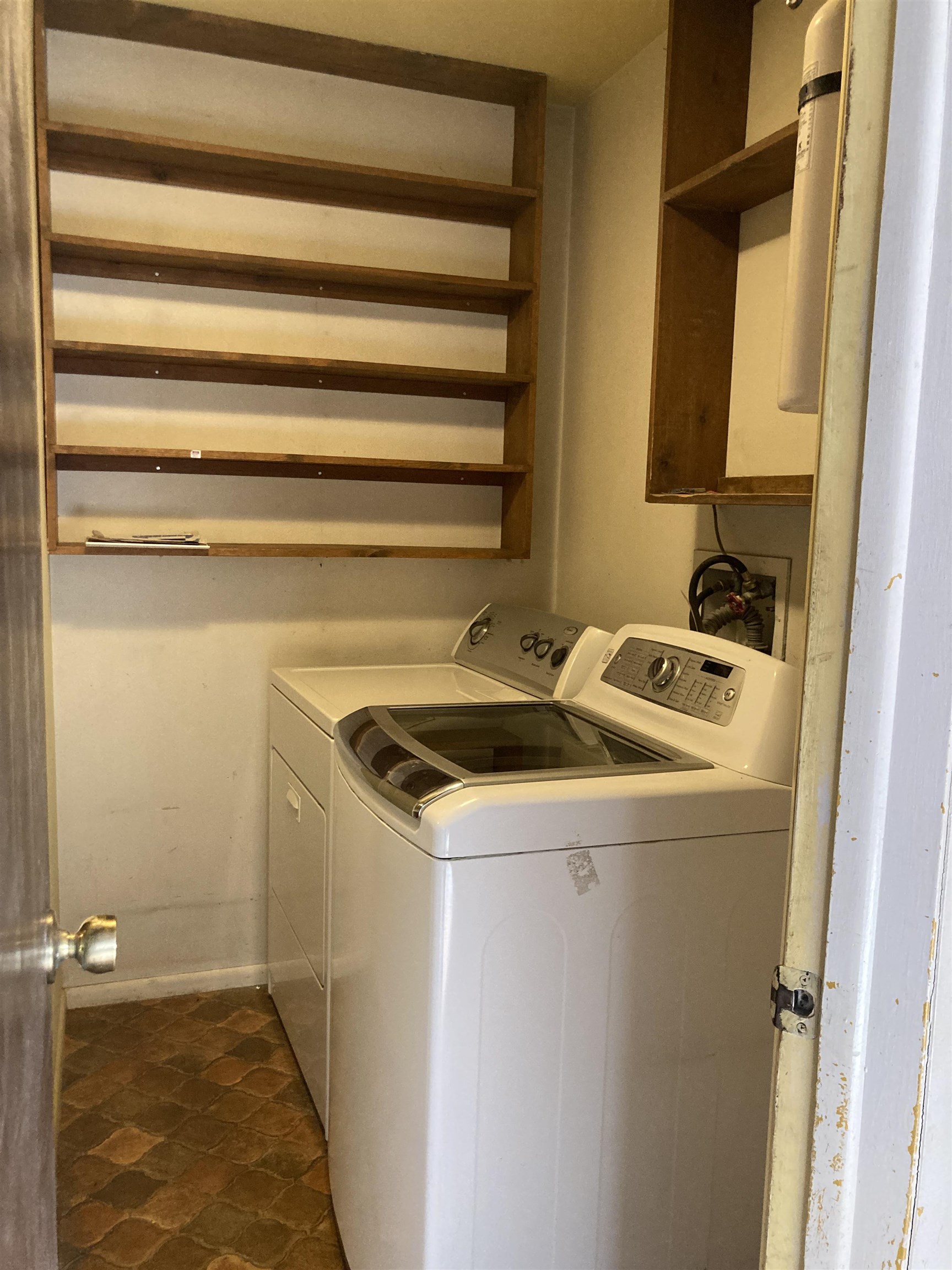 292 Dartmouth Lane Unit: A