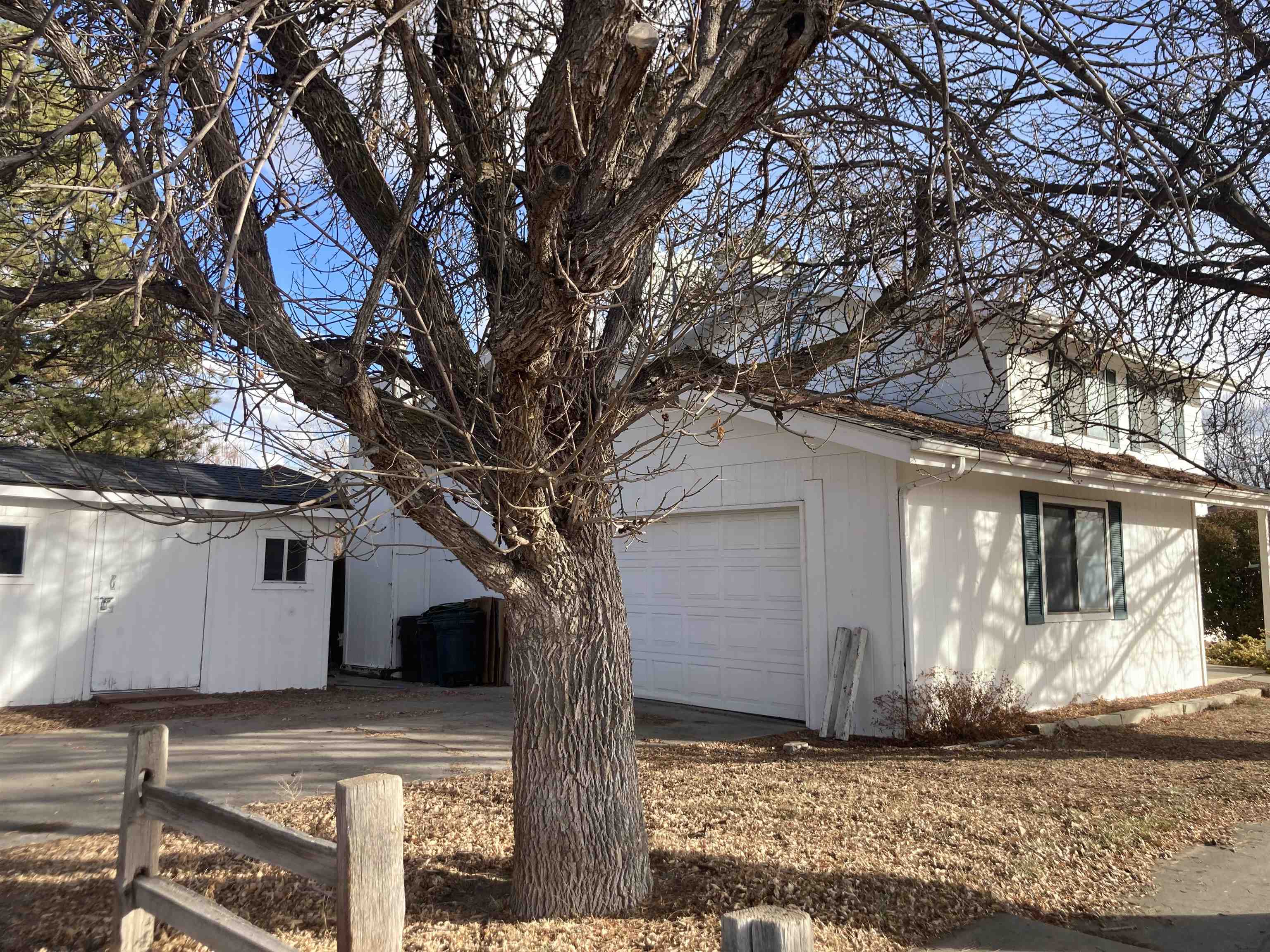 292 Dartmouth Lane Unit: A