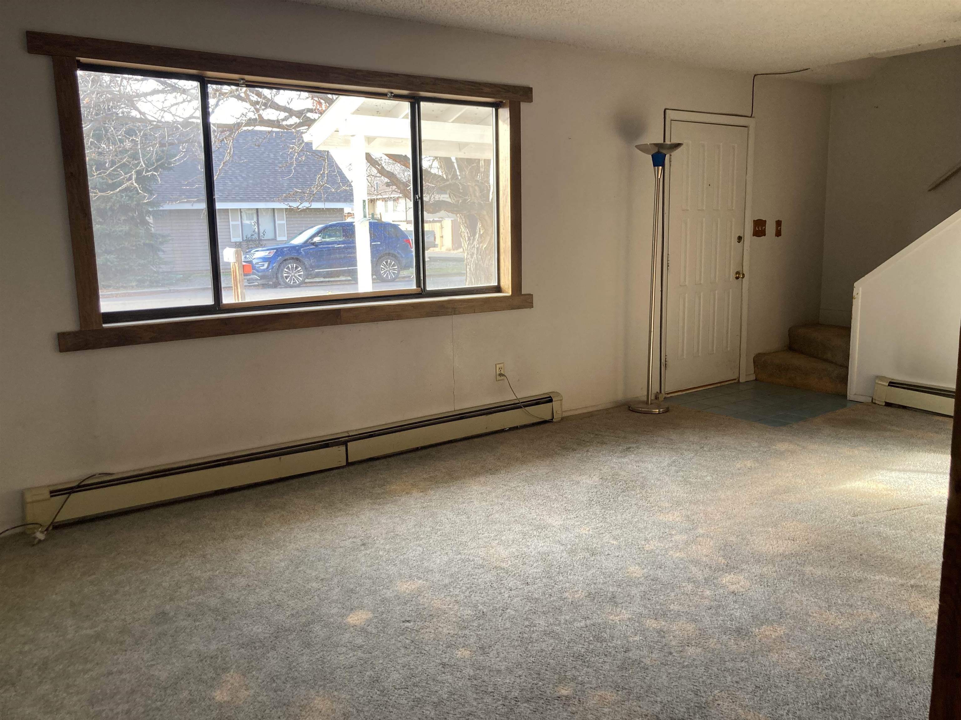 292 Dartmouth Lane Unit: A