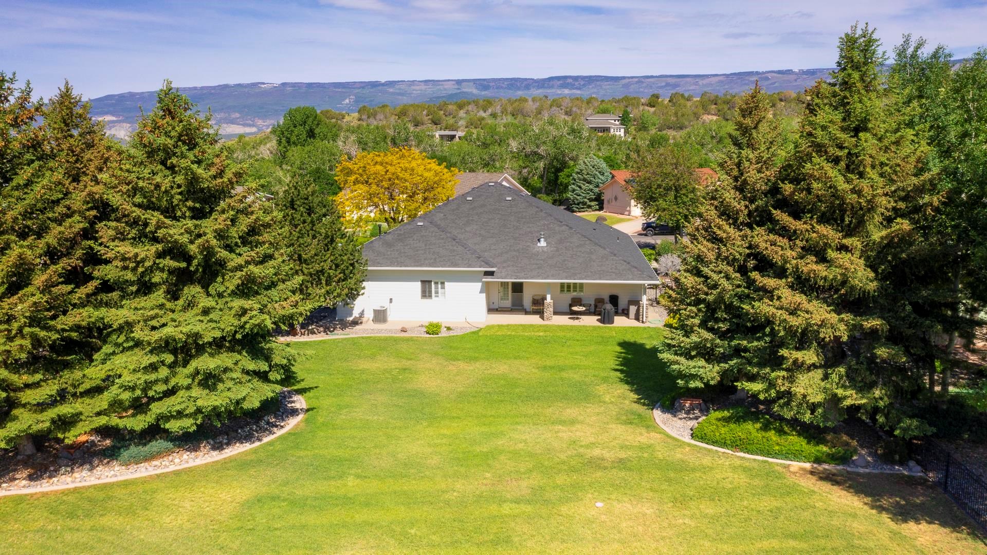 1545 SE Stonebridge Drive