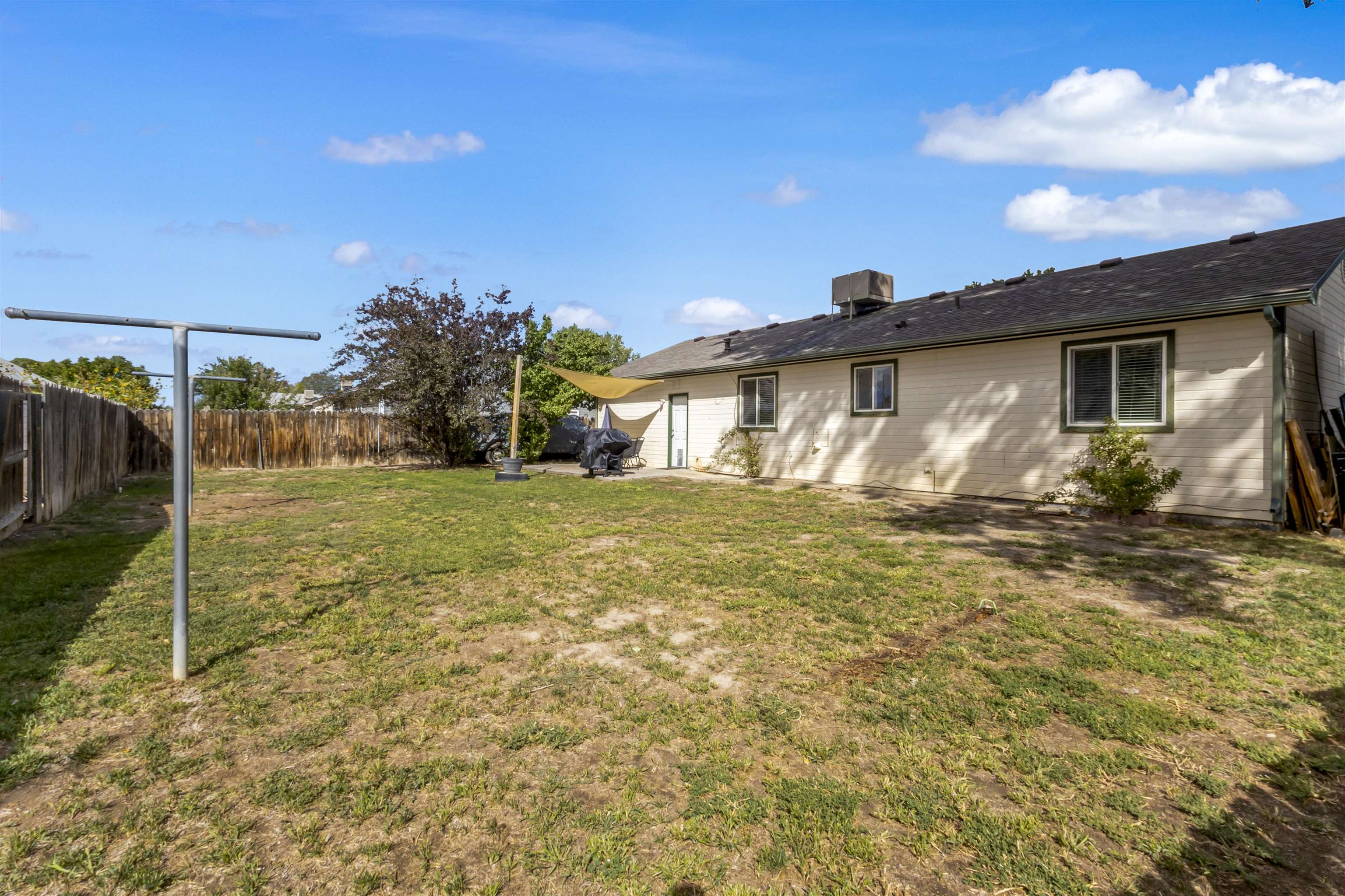 3281 1/2 San Felipe Avenue