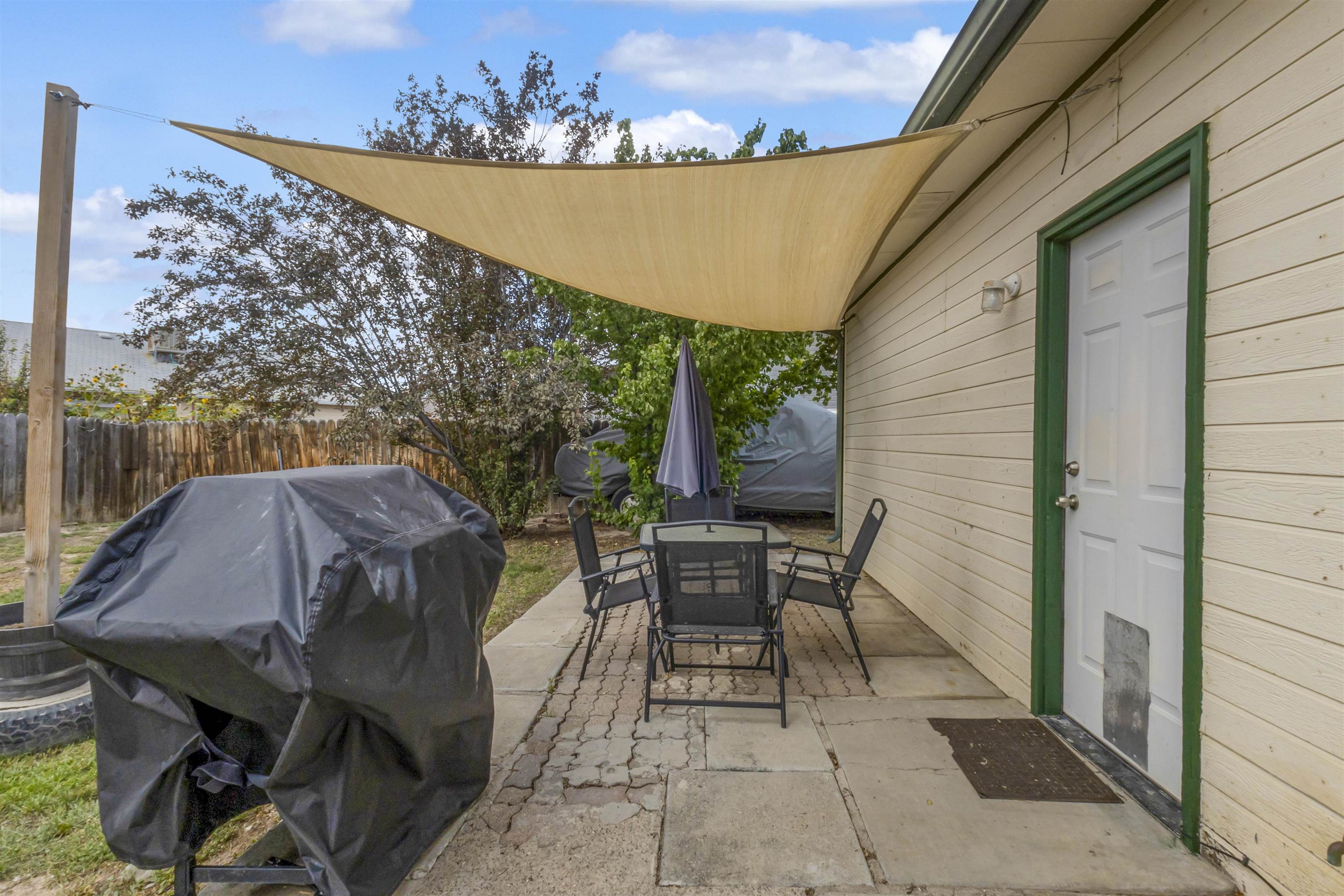 3281 1/2 San Felipe Avenue