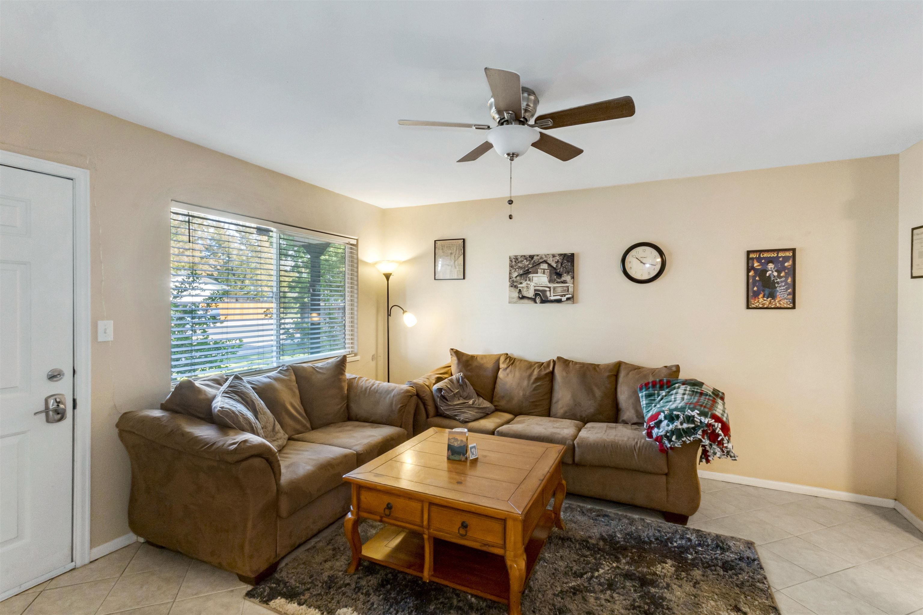 3281 1/2 San Felipe Avenue