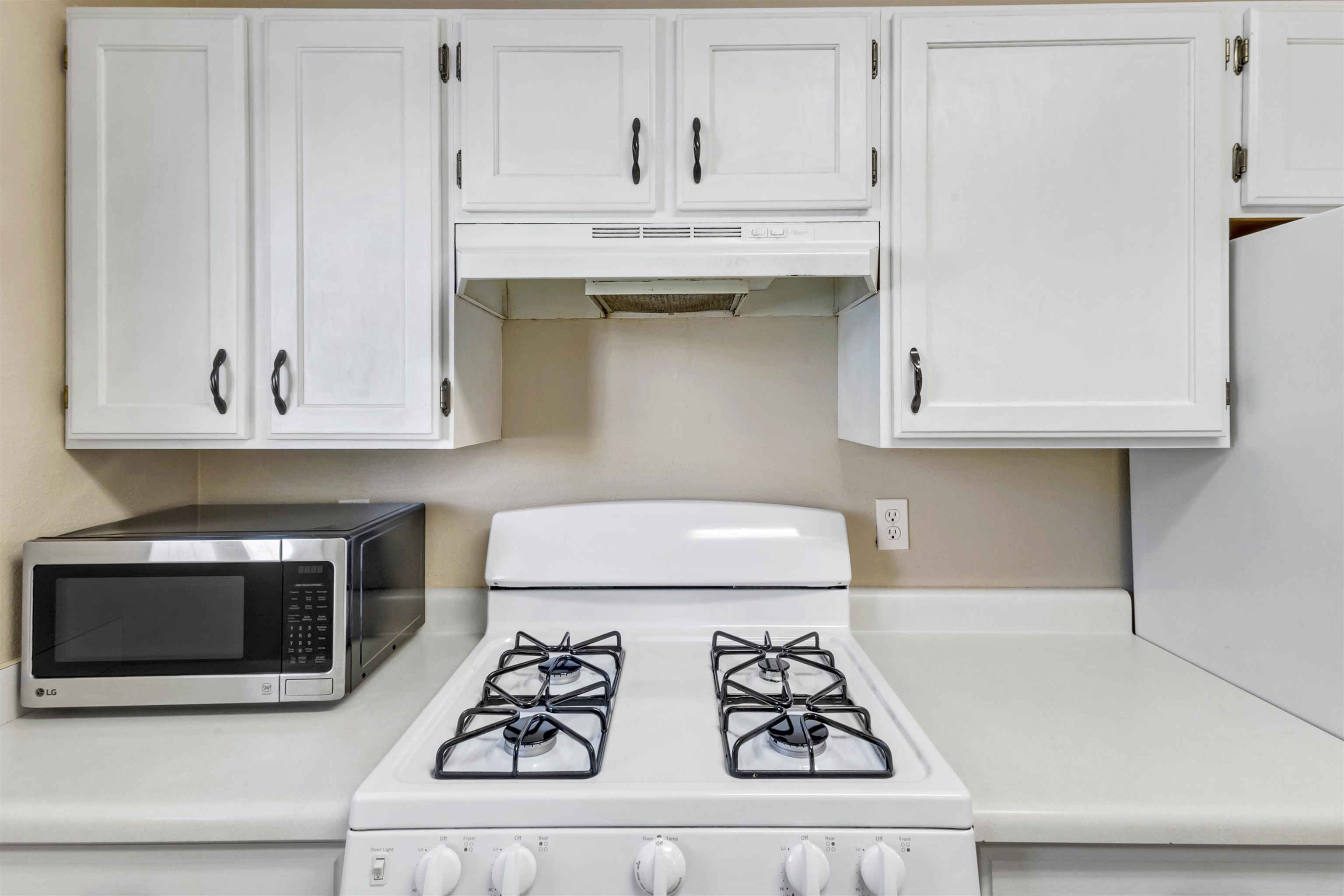 3281 1/2 San Felipe Avenue