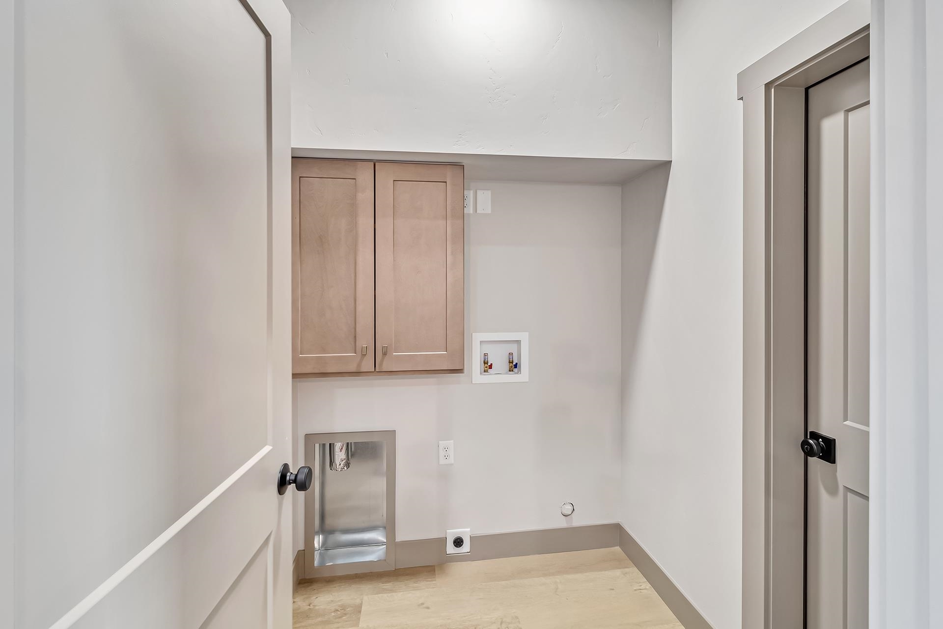 598 & 599 Teatro Court