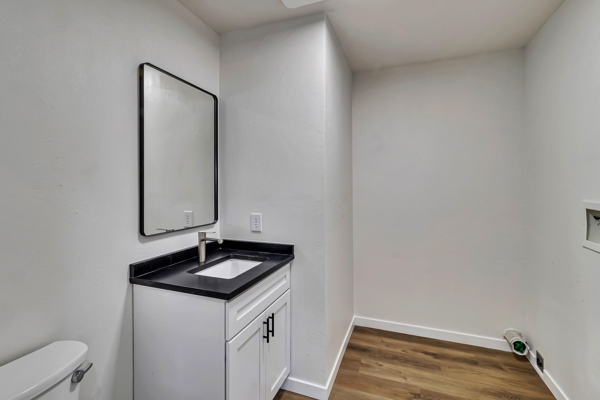 292 Dartmouth Lane Unit: A