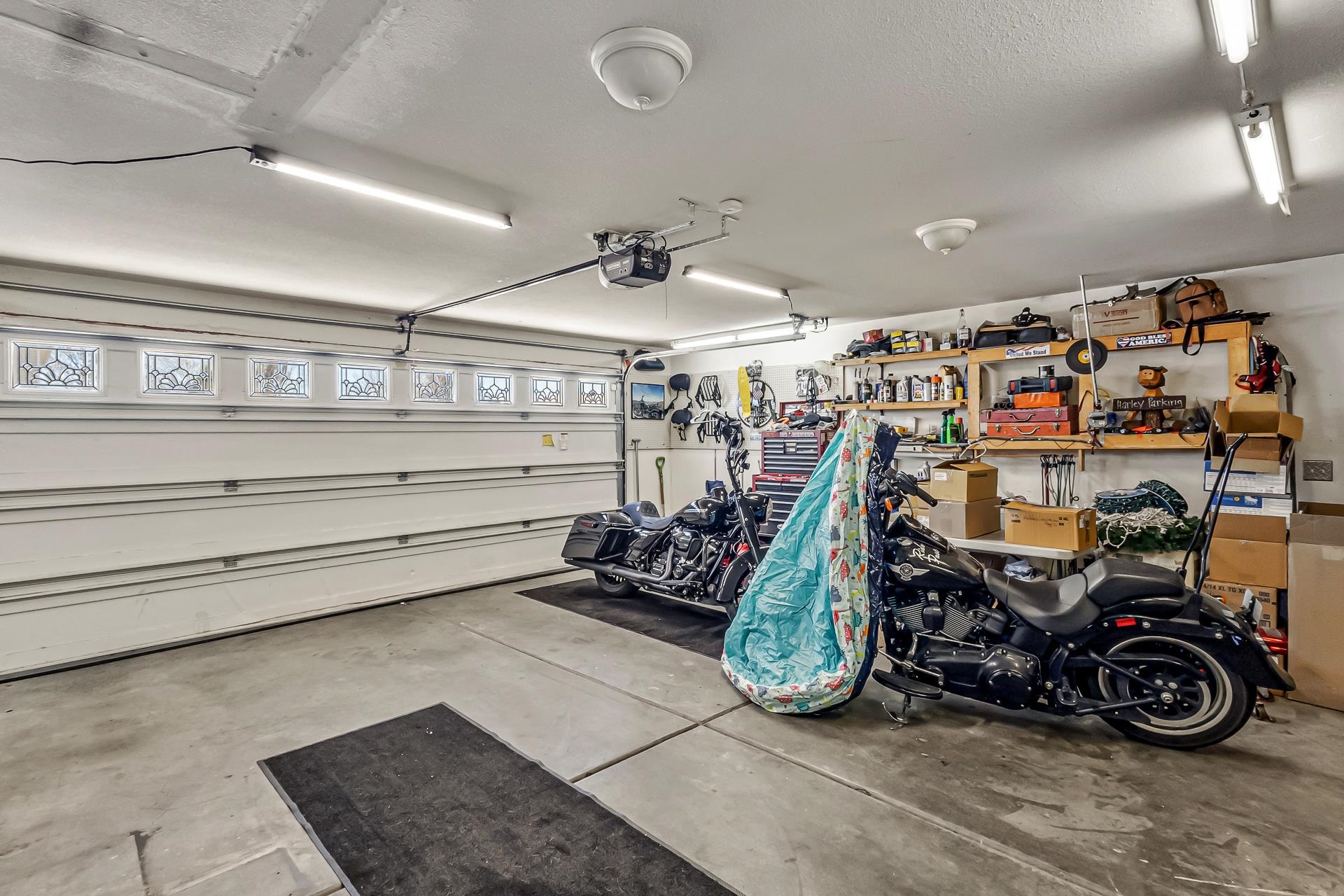 2841 1/2 Maverick Drive