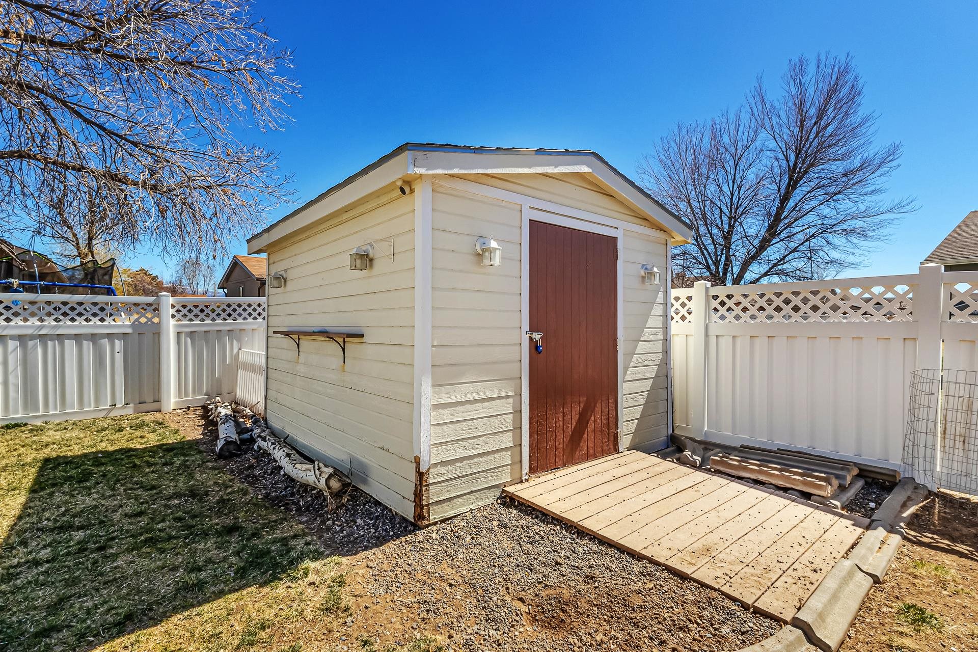 2841 1/2 Maverick Drive