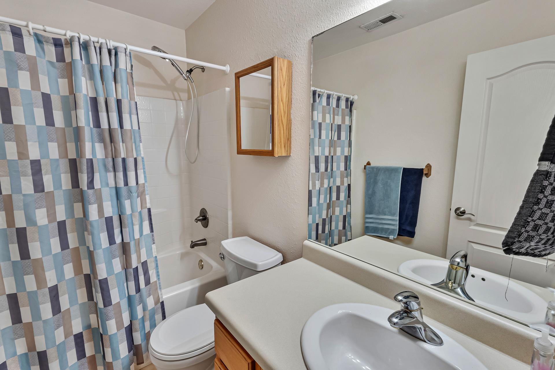 2841 1/2 Maverick Drive