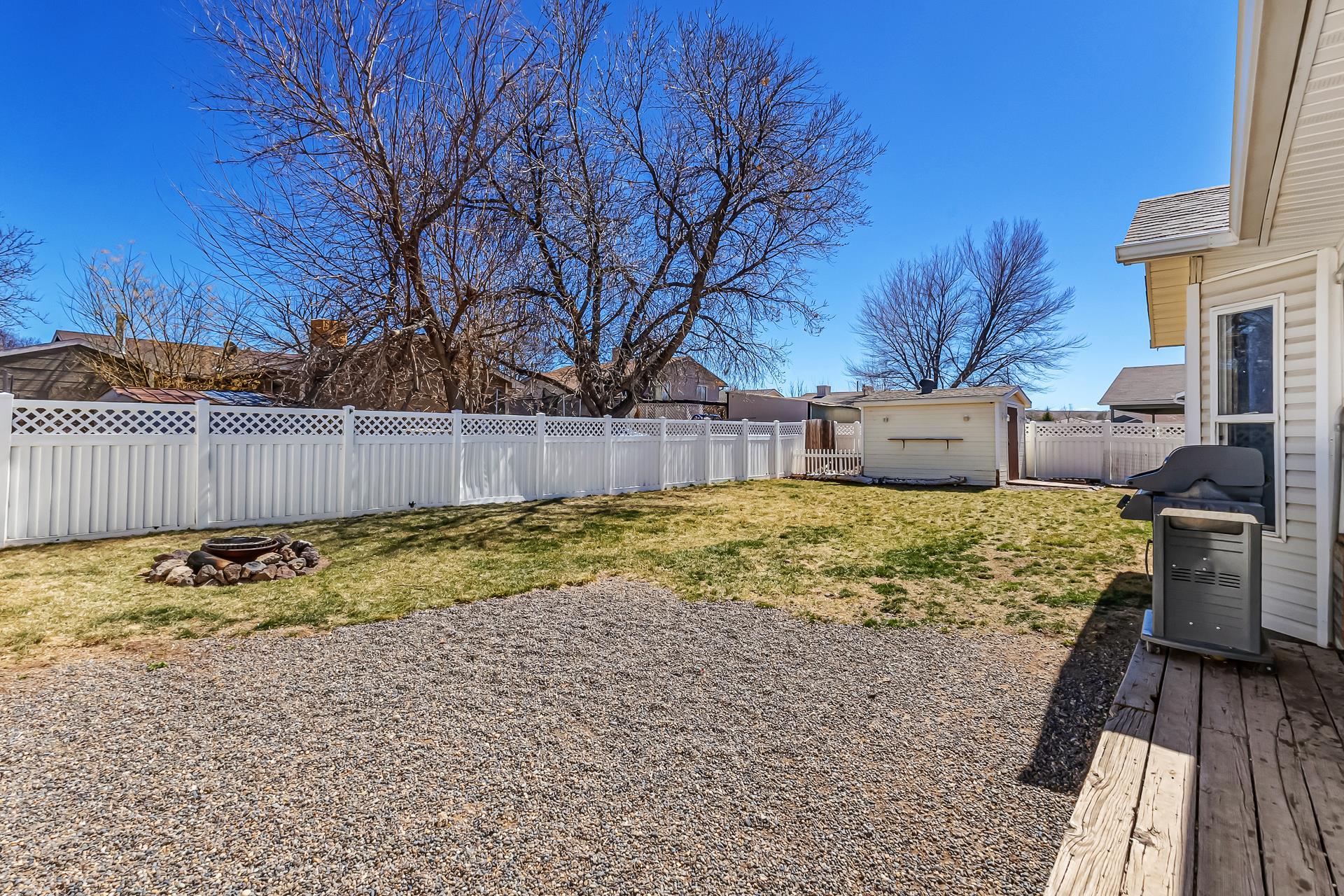 2841 1/2 Maverick Drive