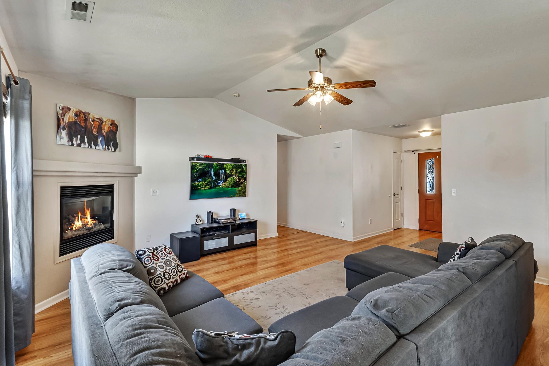 2841 1/2 Maverick Drive