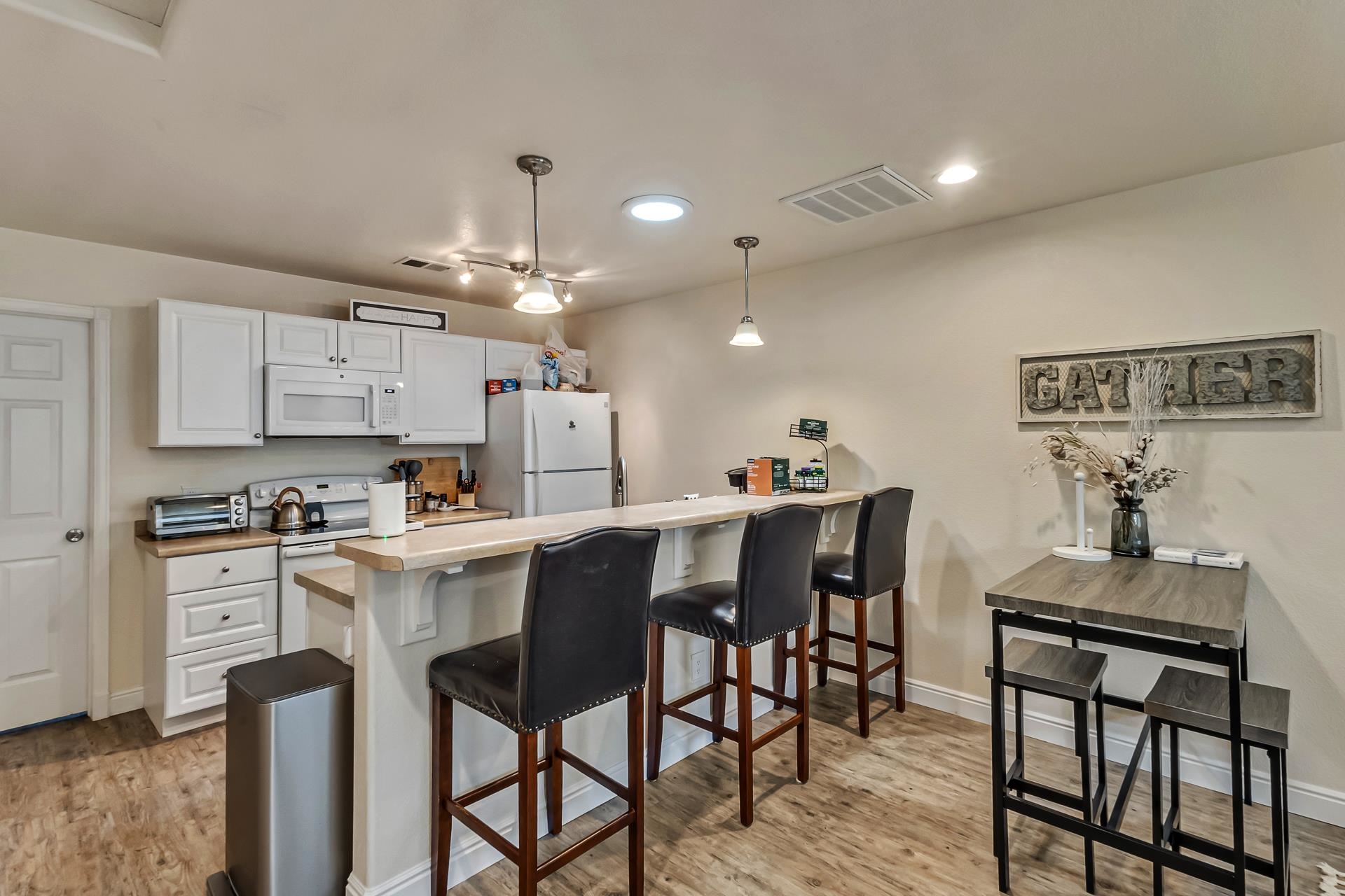 1344 Kennedy Avenue Unit: A,B,C