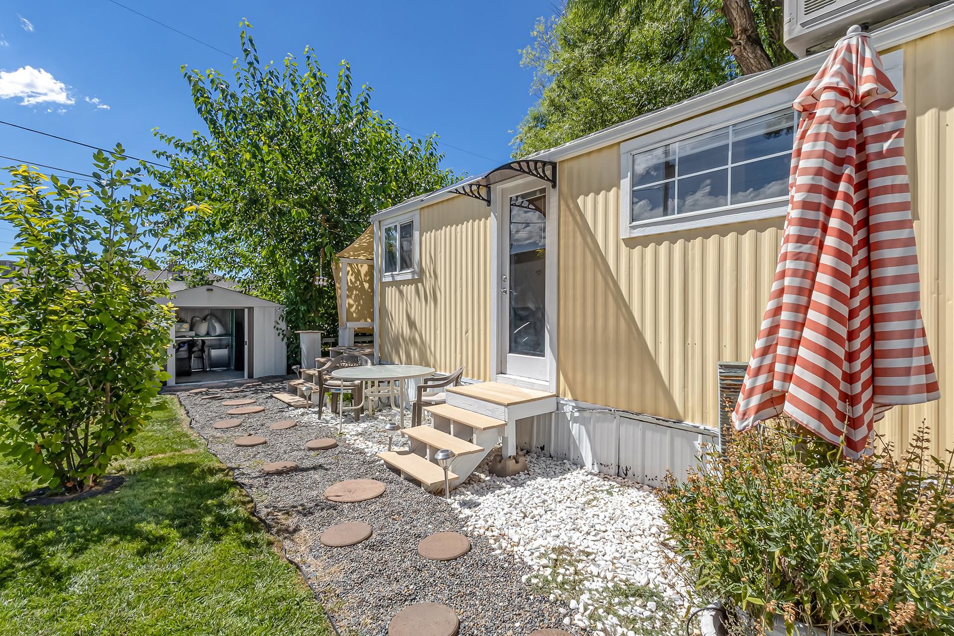 825 E Ottley Avenue Unit: A-4