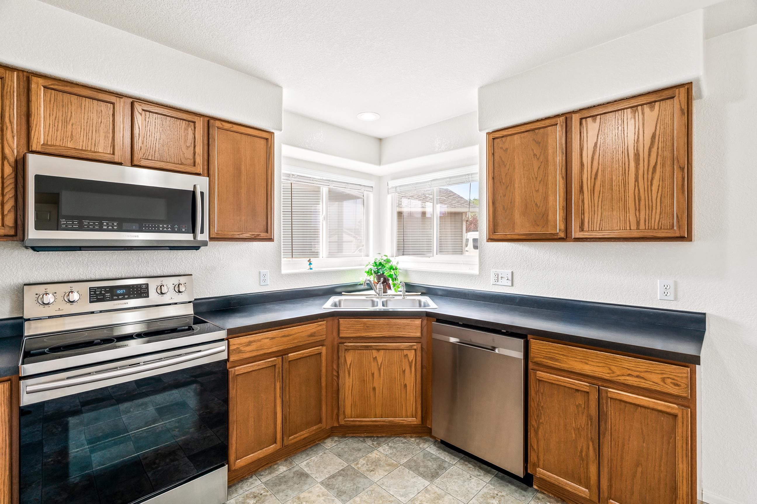 144 N Park Court