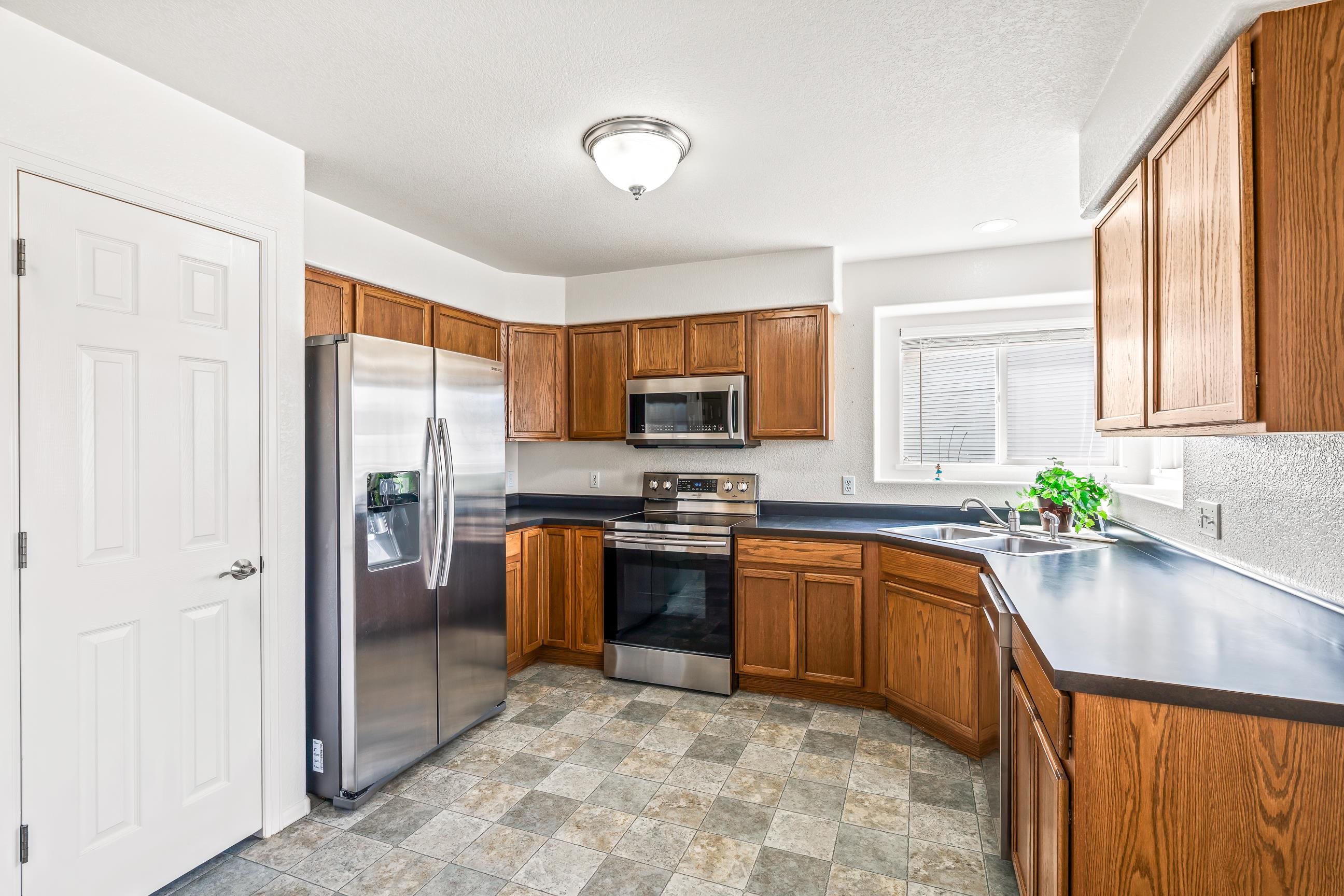 144 N Park Court