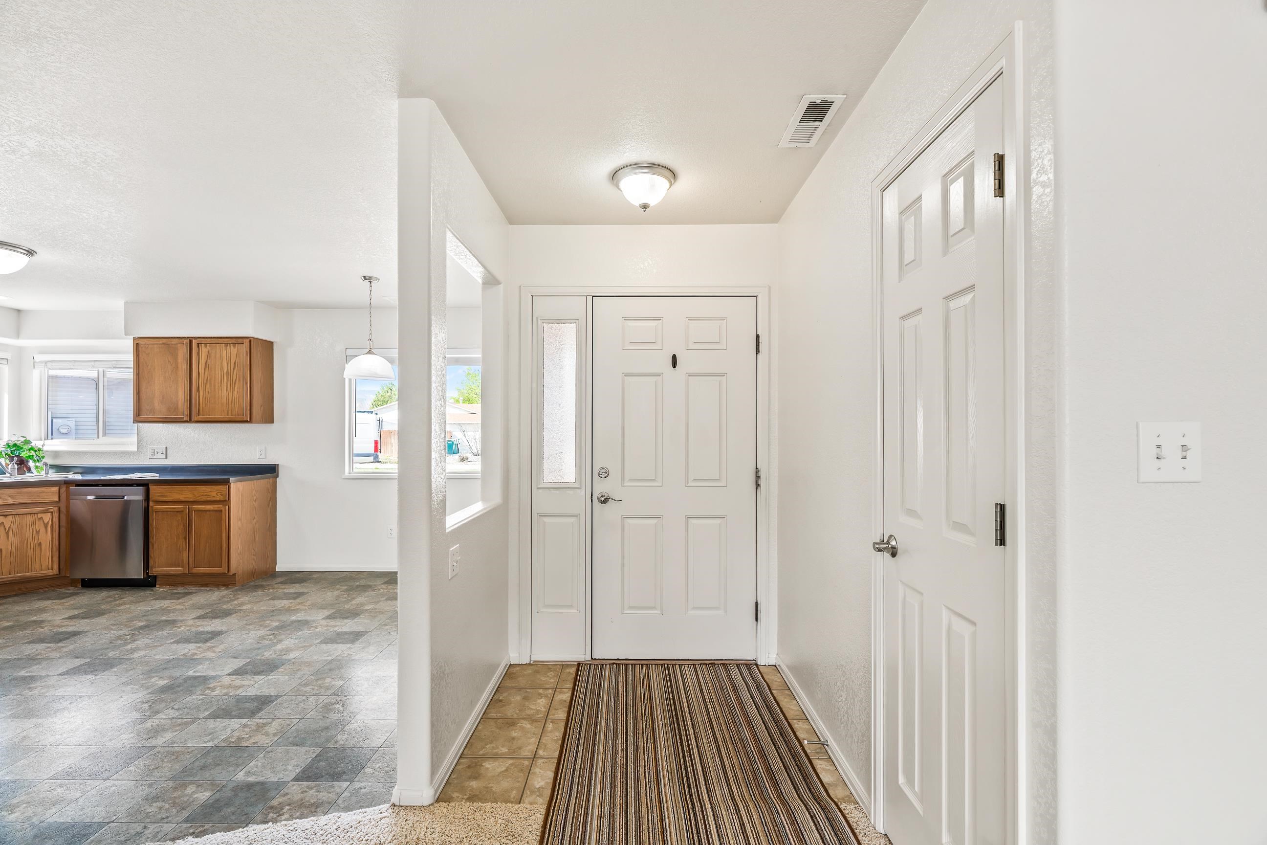 144 N Park Court