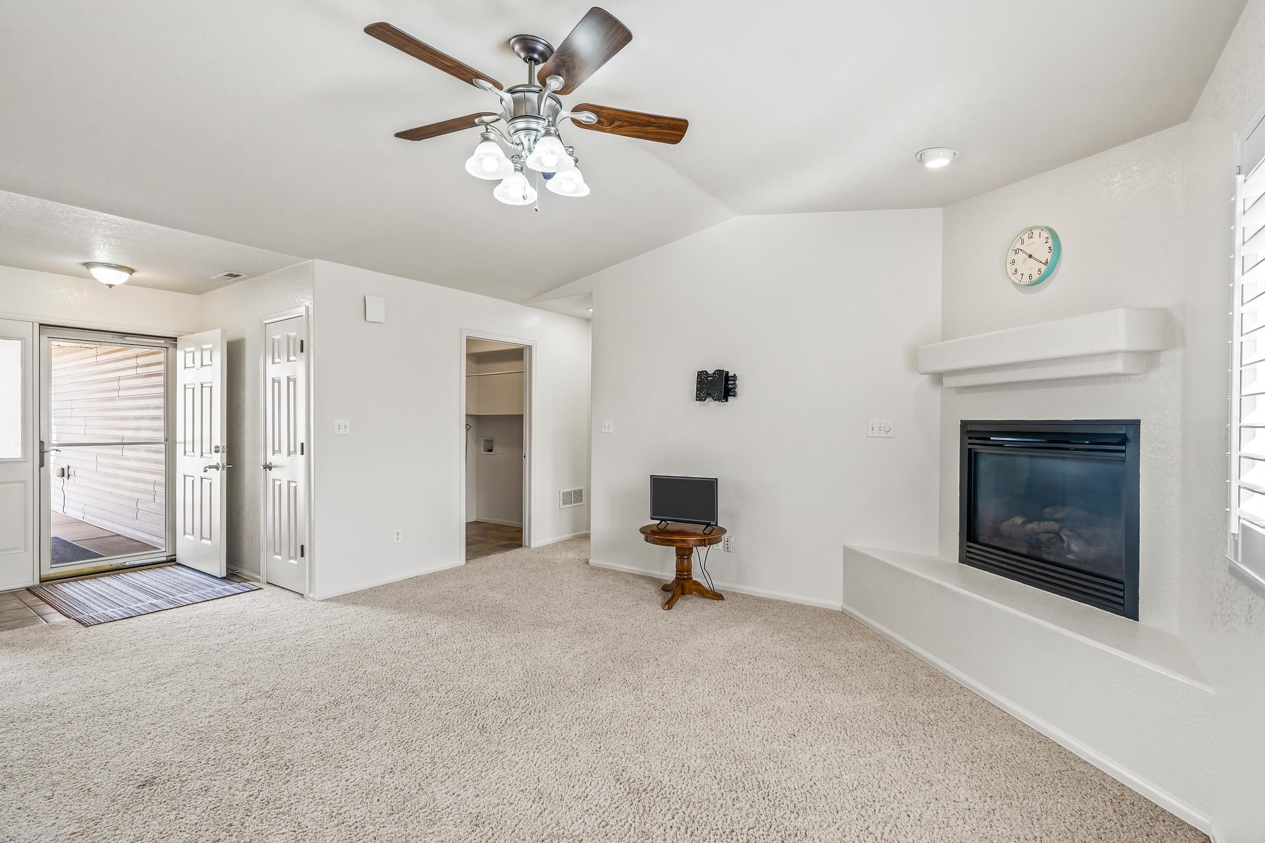 144 N Park Court