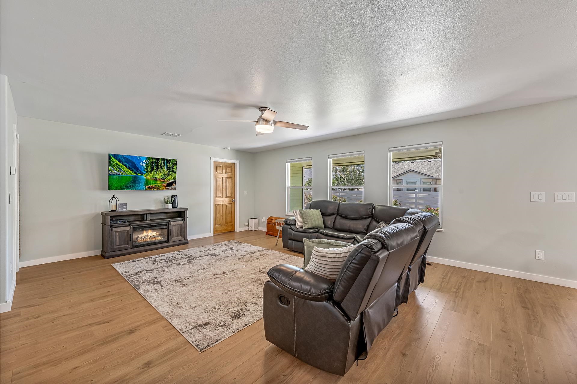 2839 Maverick Drive