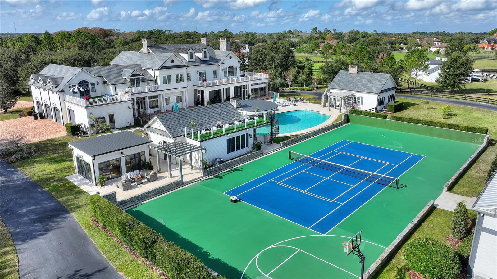 3018 KINGFISHER POINT