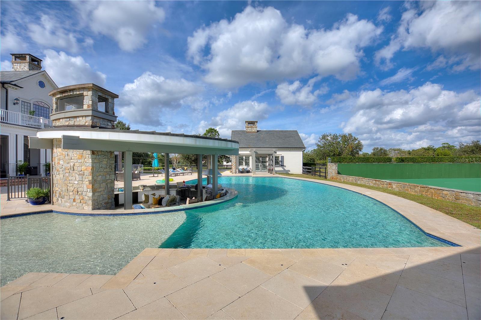 3018 KINGFISHER POINT