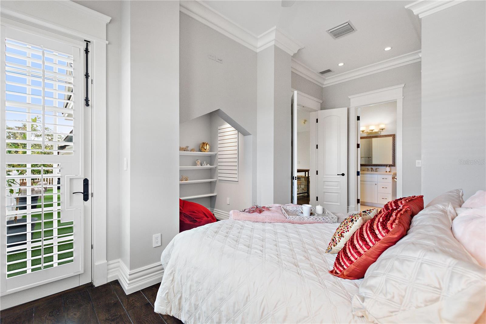 3018 KINGFISHER POINT