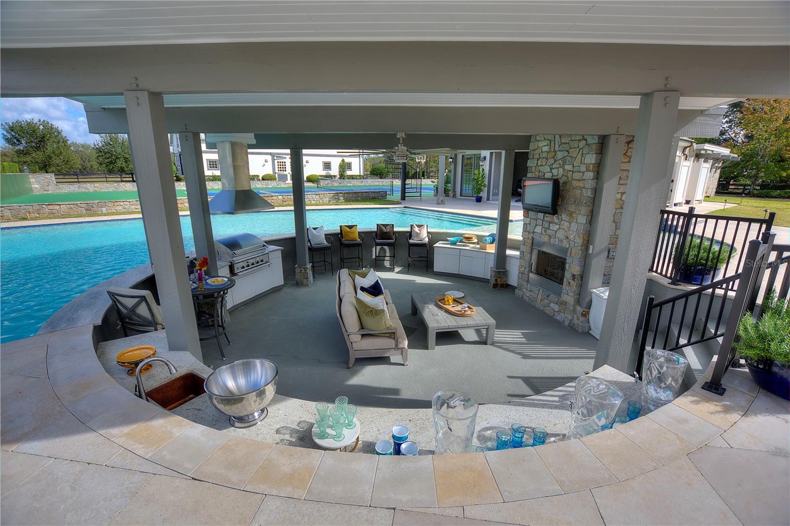 3018 KINGFISHER POINT