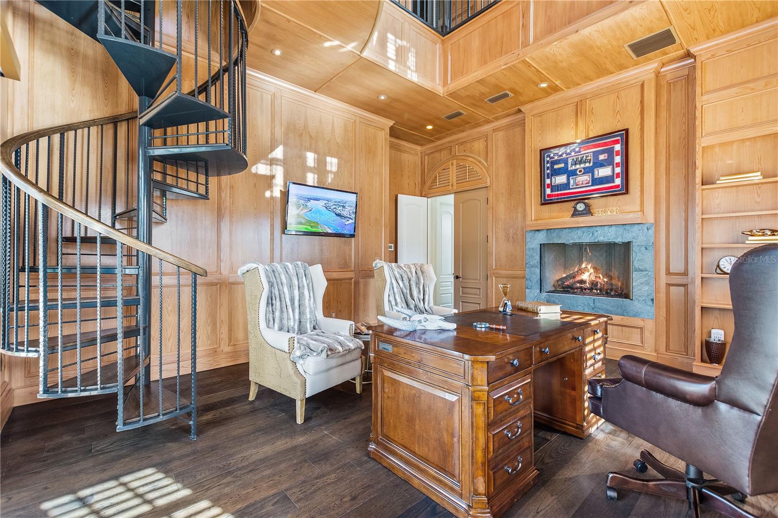 3018 KINGFISHER POINT