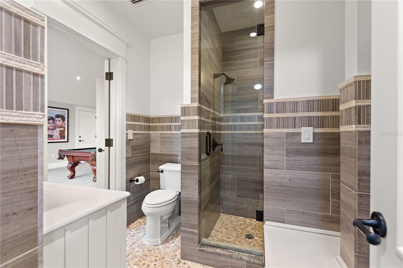 3018 KINGFISHER POINT