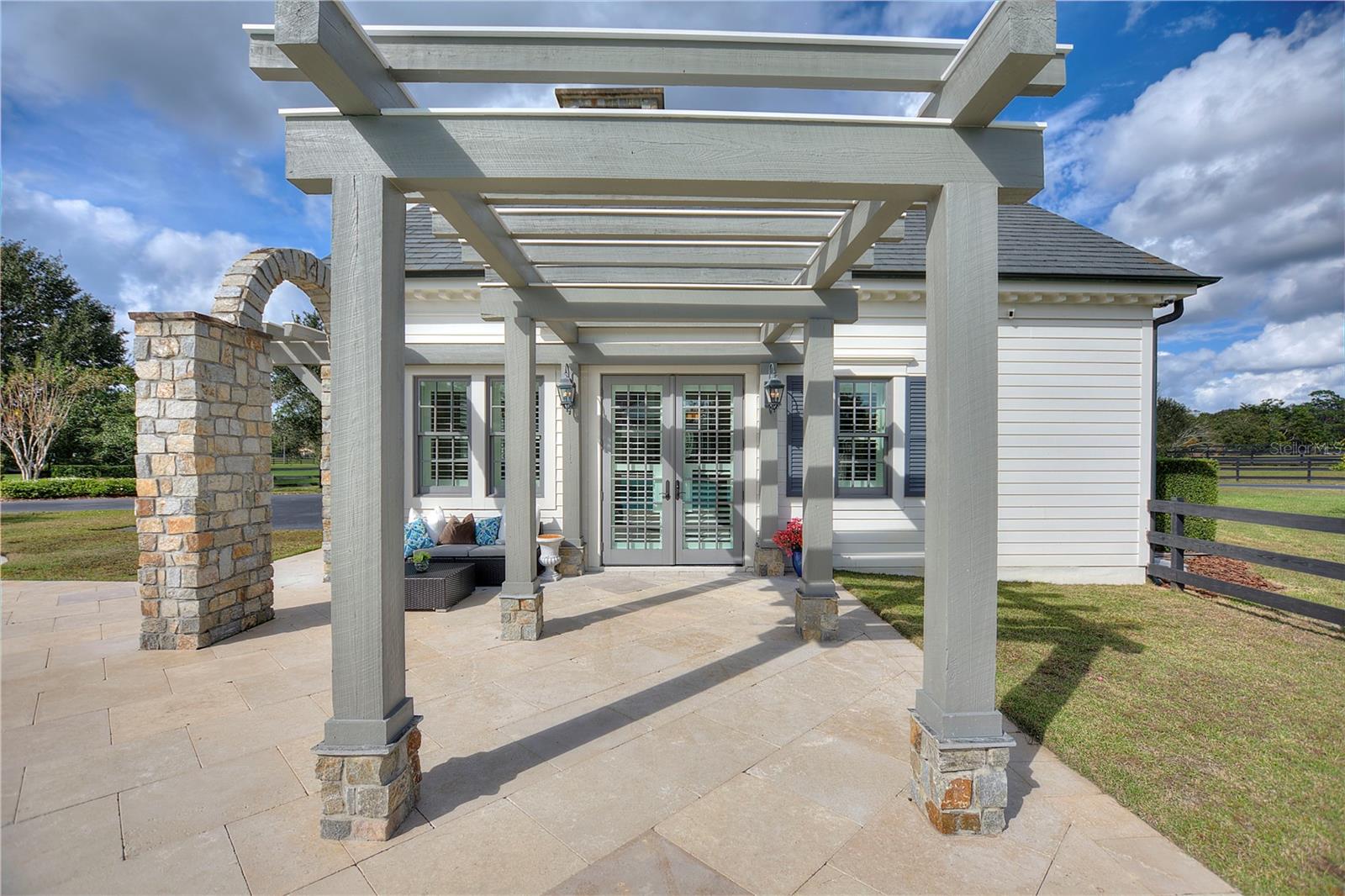 3018 KINGFISHER POINT