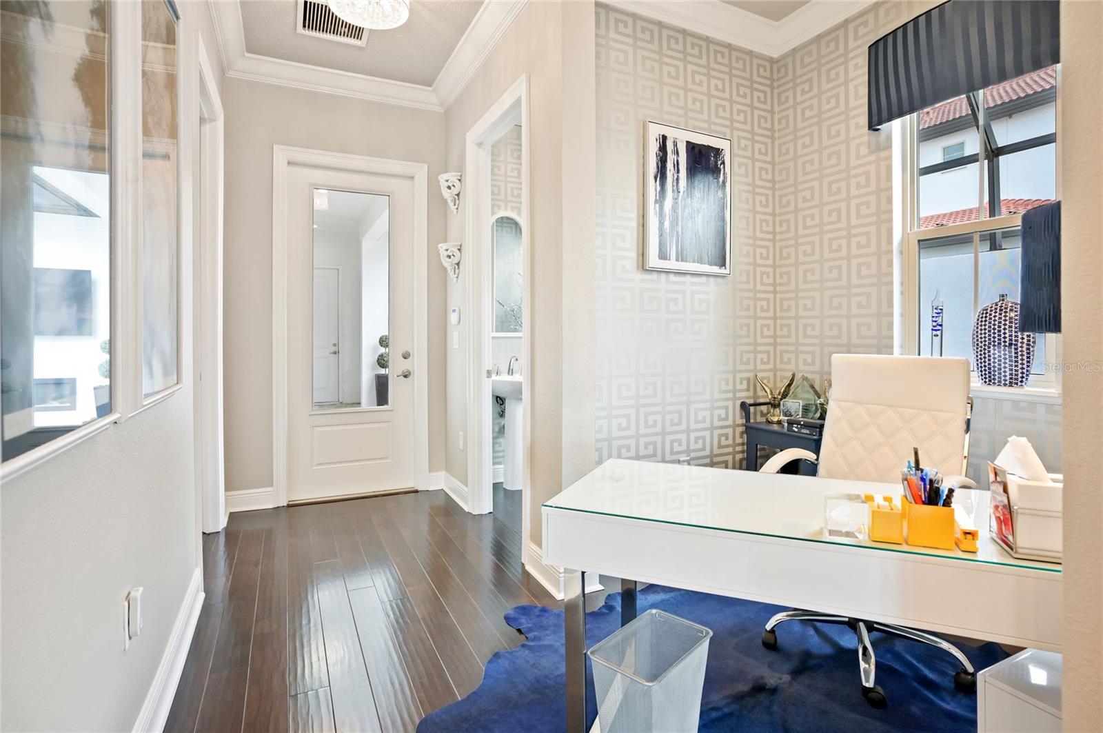 8872 BISMARCK PALM DR