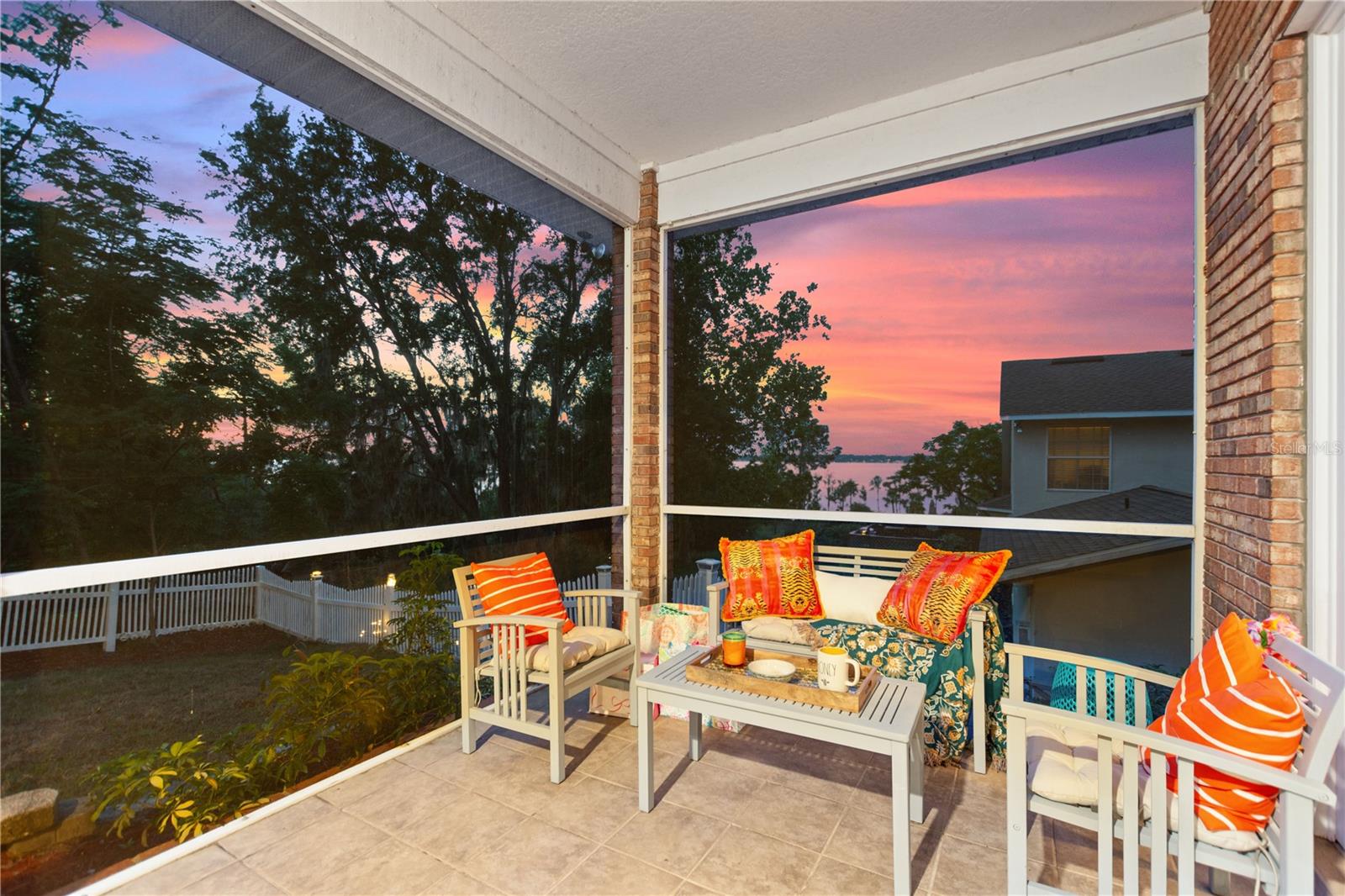 12432 LAKE RIDGE CIR