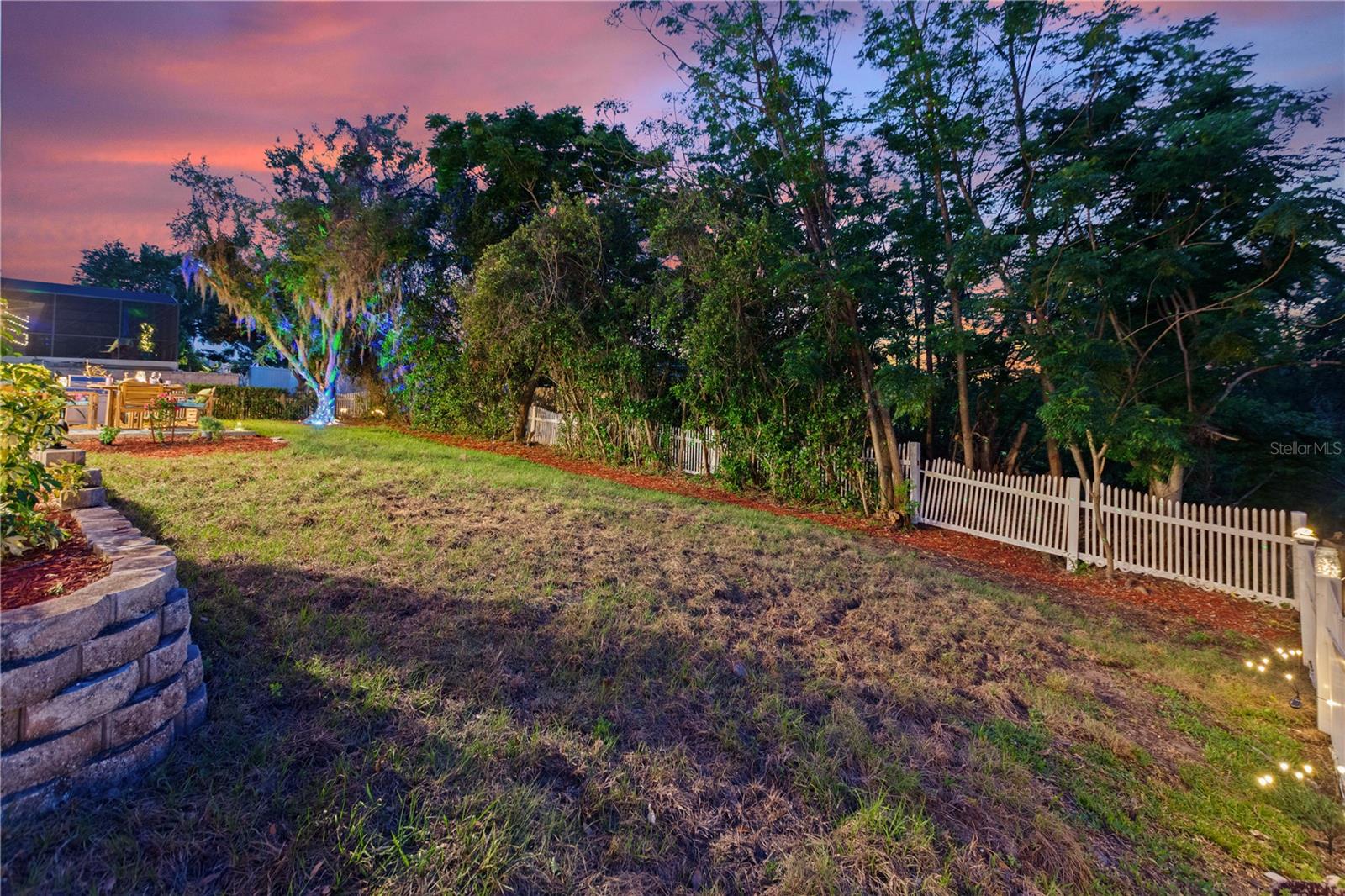 12432 LAKE RIDGE CIR