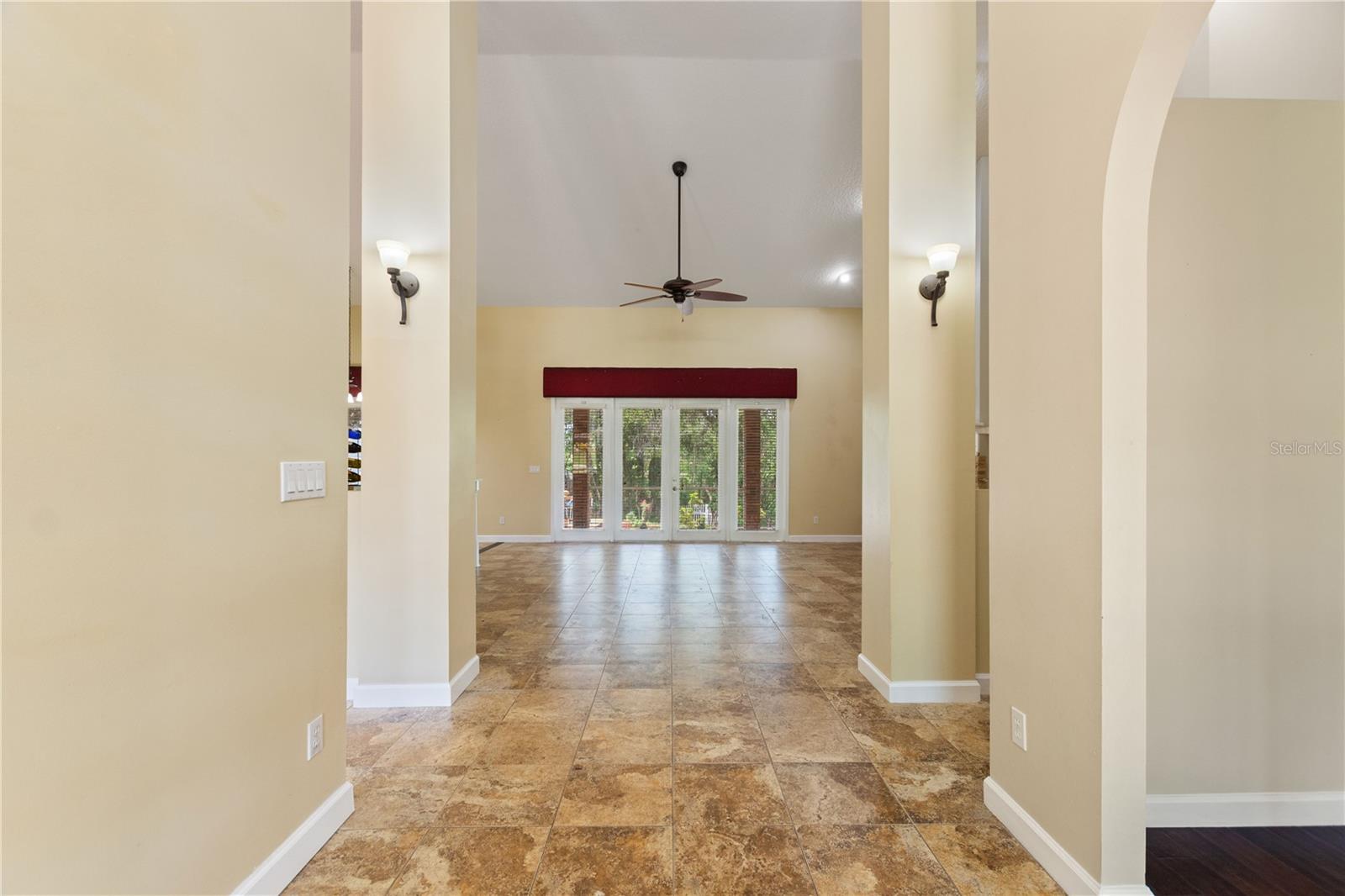 12432 LAKE RIDGE CIR