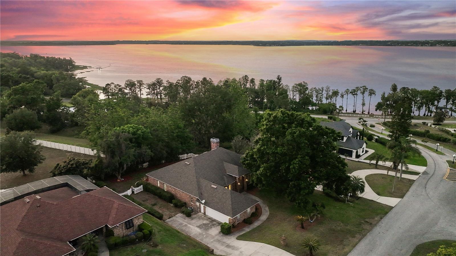 12432 LAKE RIDGE CIR