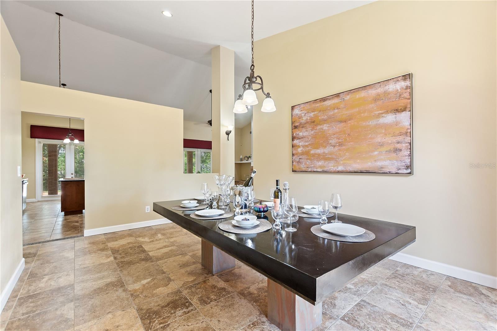 12432 LAKE RIDGE CIR