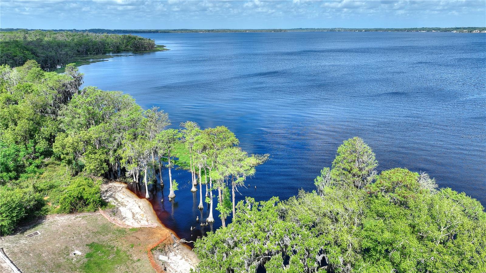 12432 LAKE RIDGE CIR