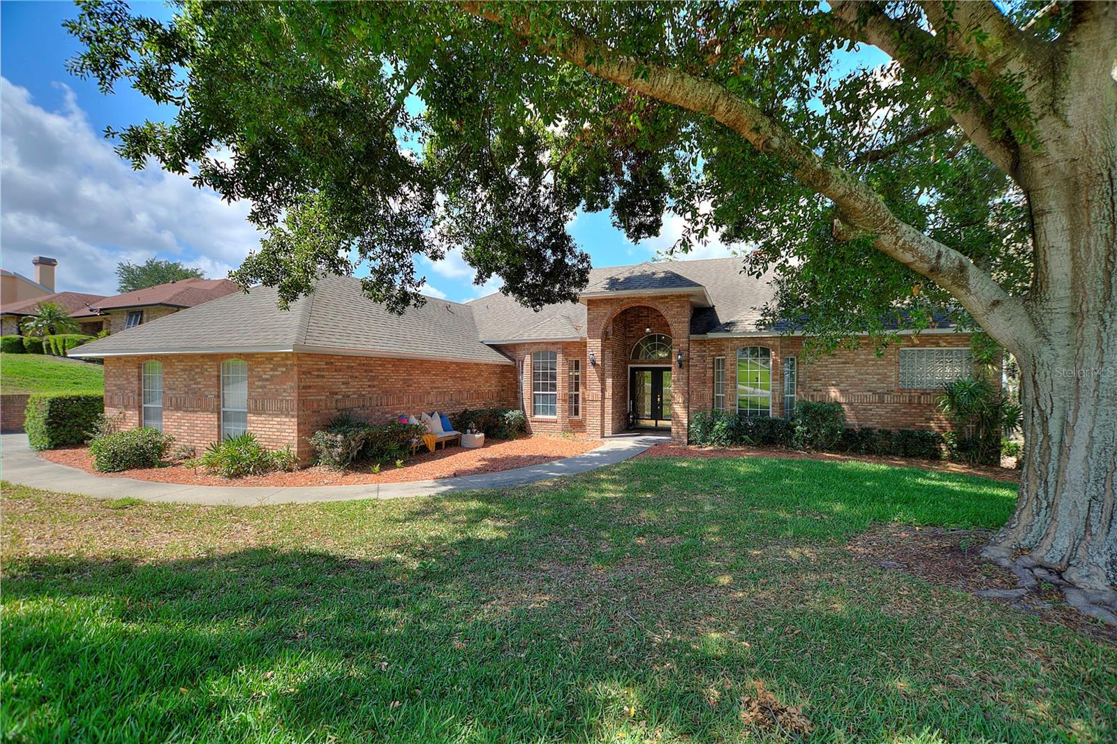 12432 LAKE RIDGE CIR