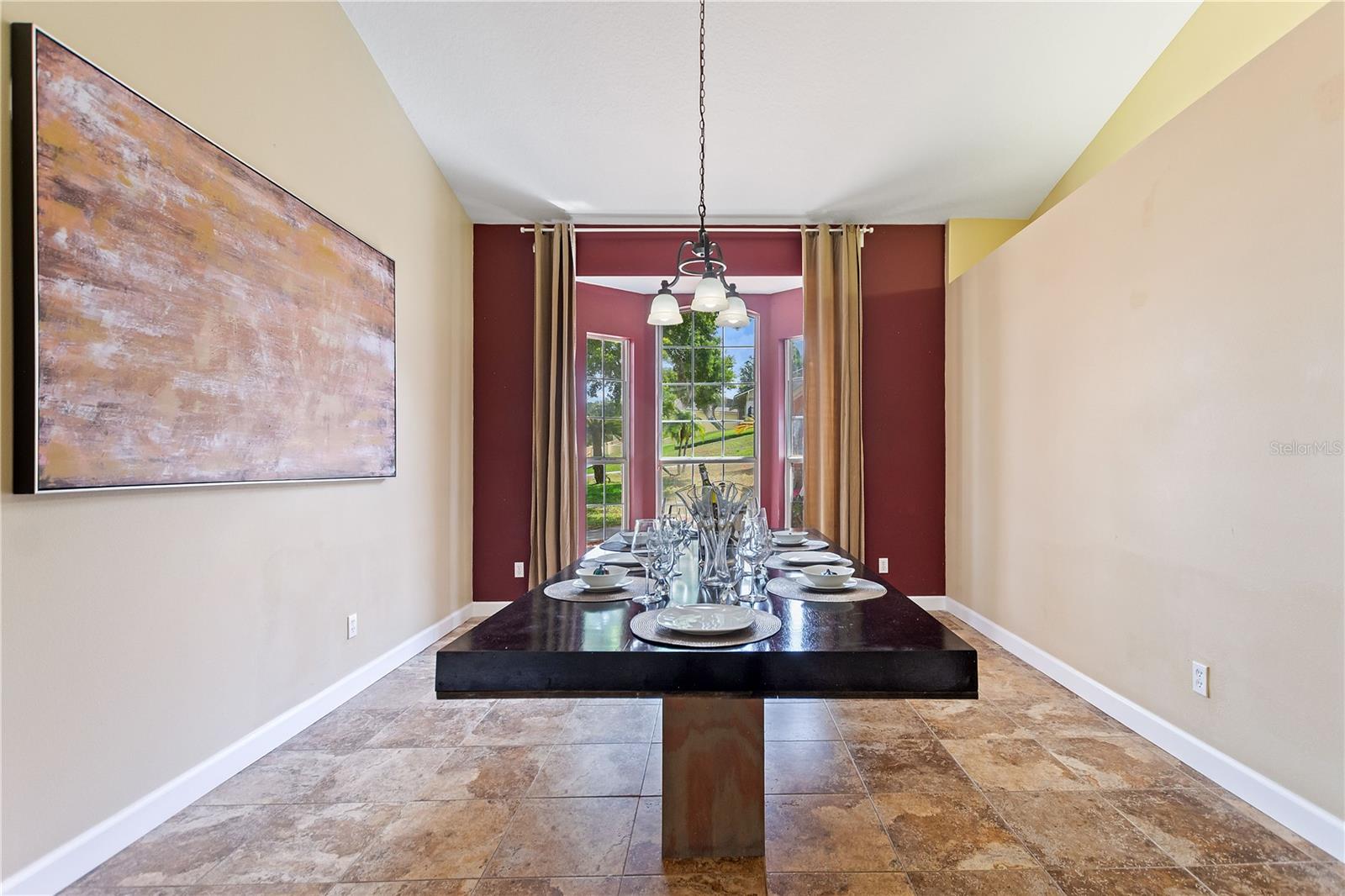 12432 LAKE RIDGE CIR