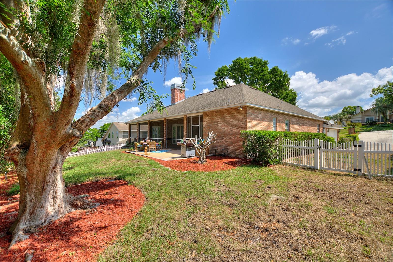 12432 LAKE RIDGE CIR