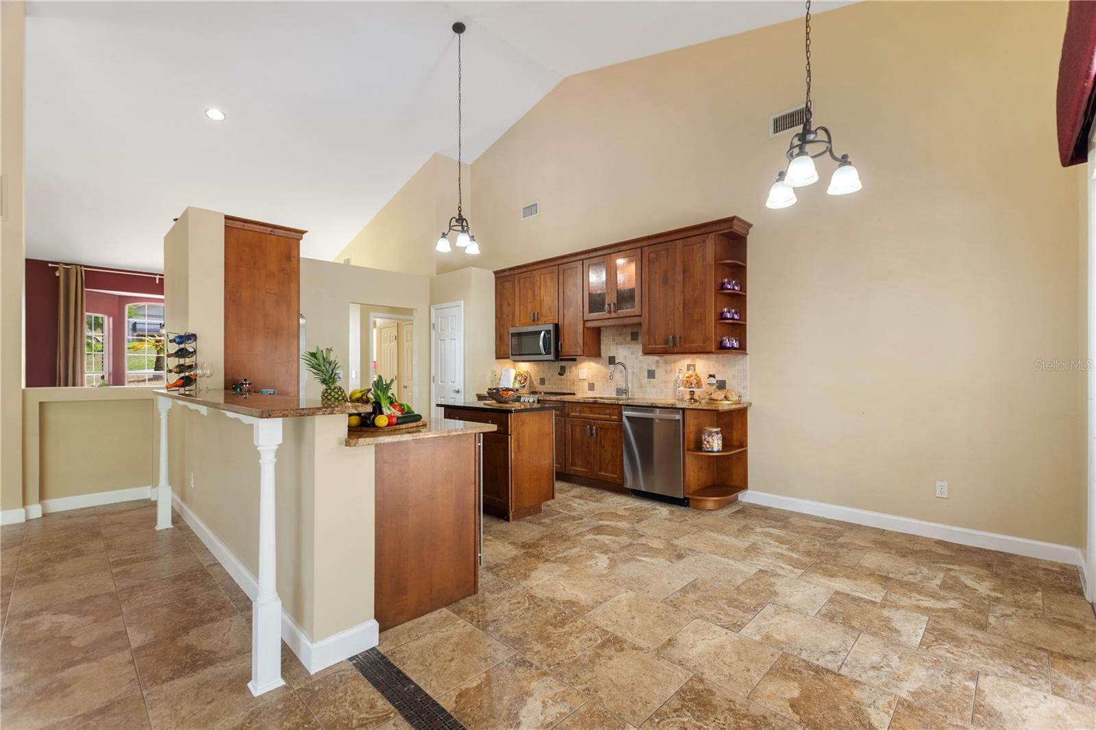 12432 LAKE RIDGE CIR