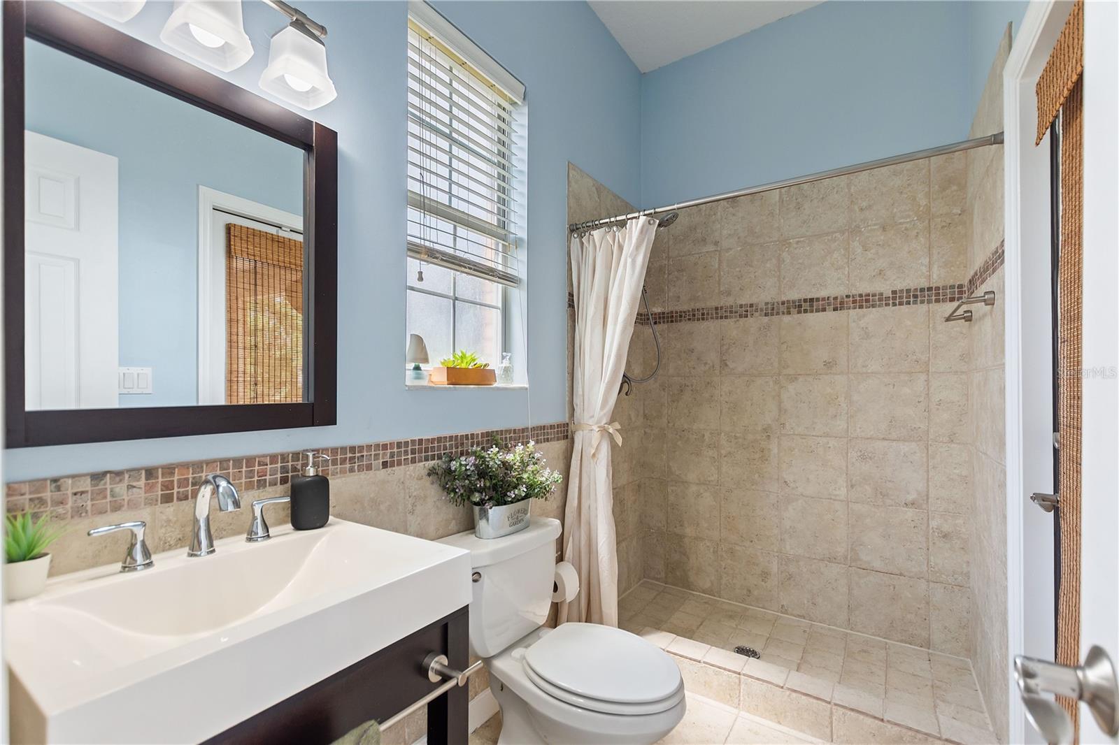 12432 LAKE RIDGE CIR