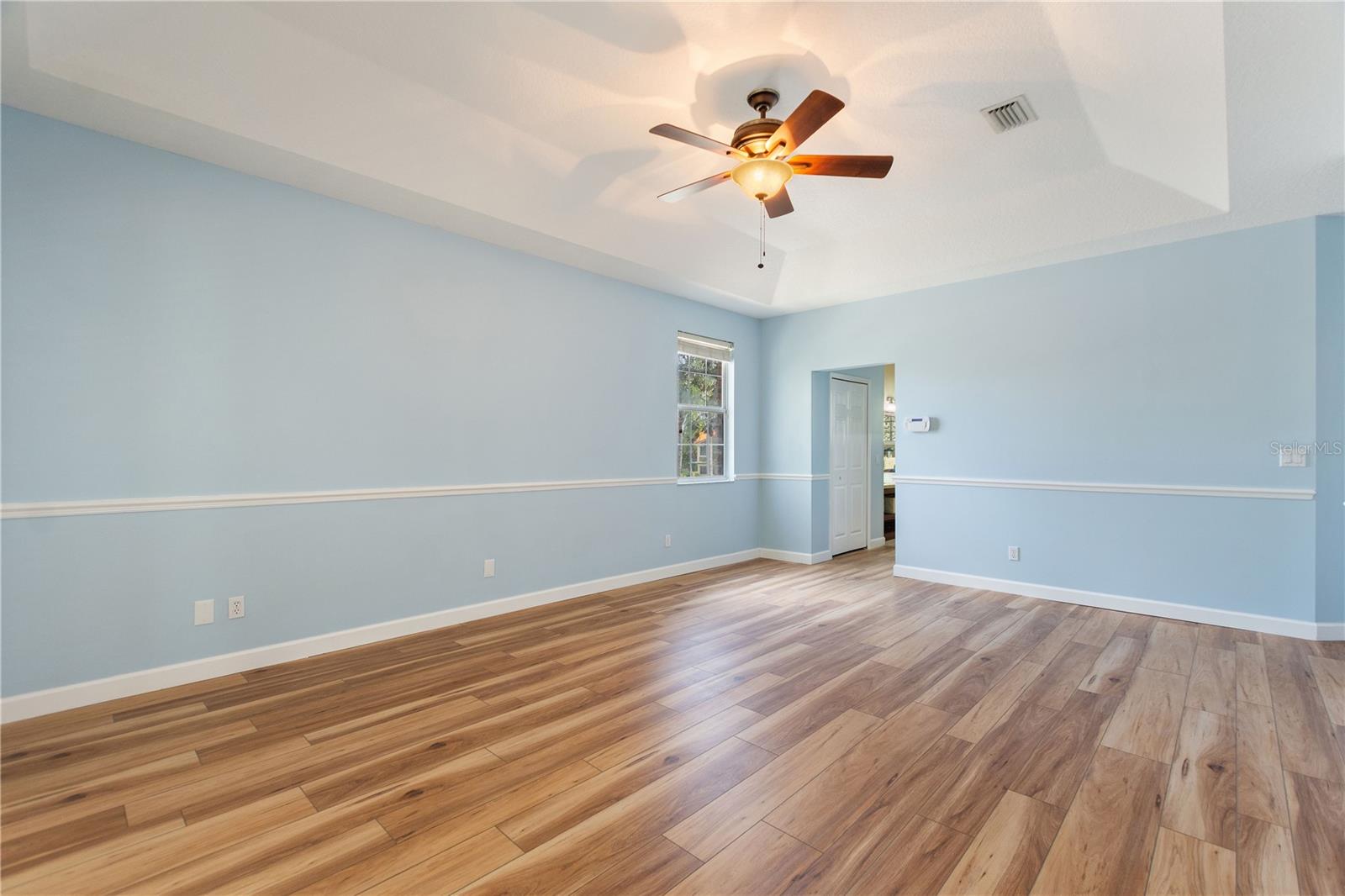 12432 LAKE RIDGE CIR