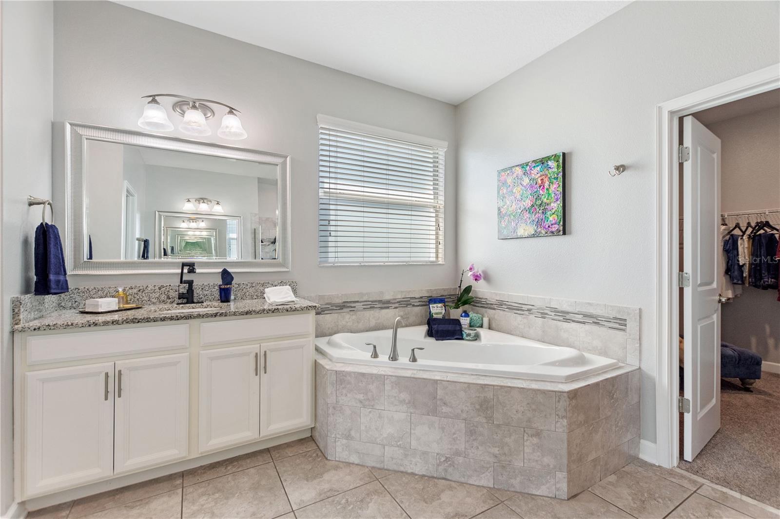 4608 EGG HARBOR DR