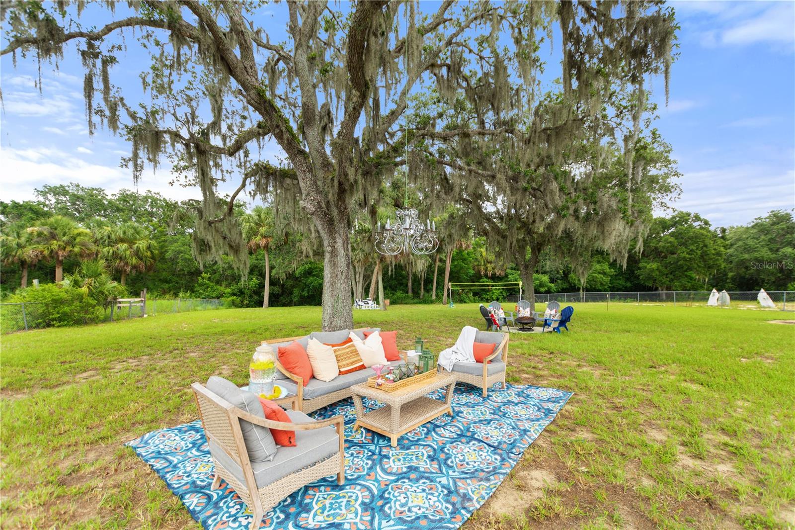 1208 VARNER RD