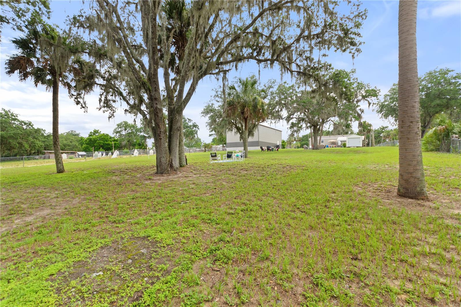 1208 VARNER RD