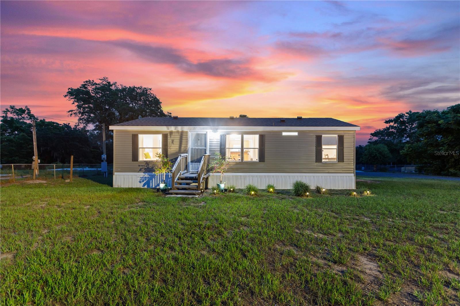 1208 VARNER RD