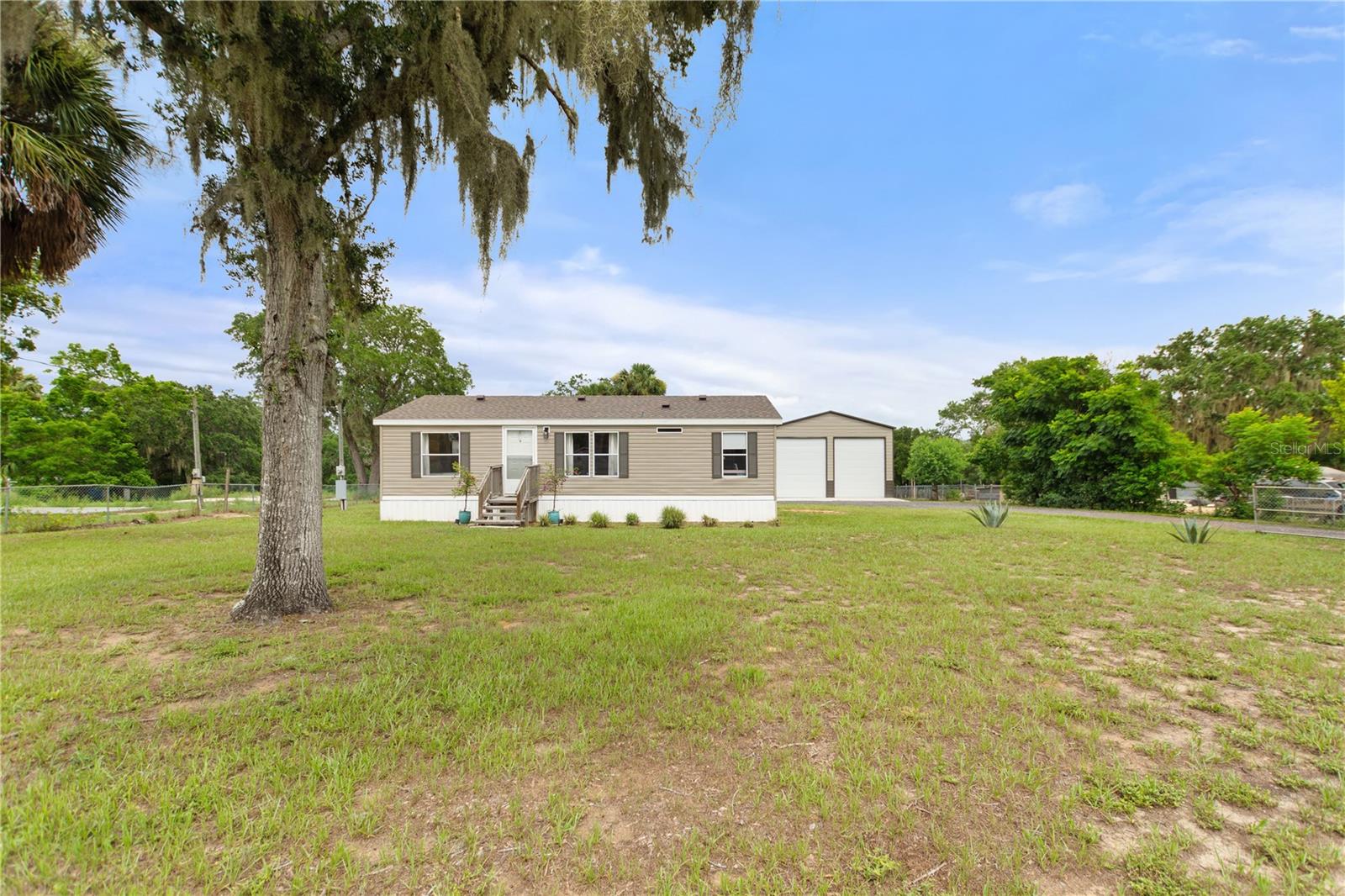 1208 VARNER RD