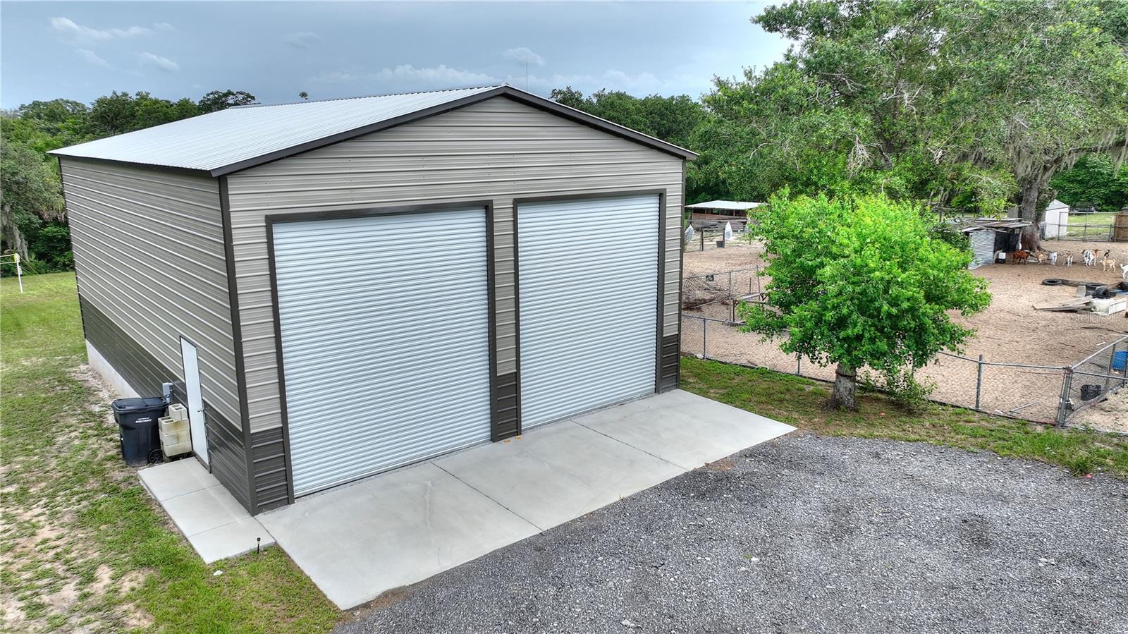 1208 VARNER RD